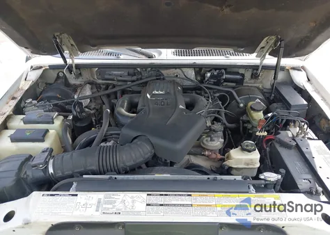 2000 Ford Explorer Sport from USA, damaged, VIN 1FMYU60E4YUA76990